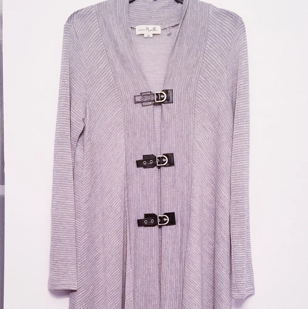 Simply Noelle women's S/M (8-10)cardigan
